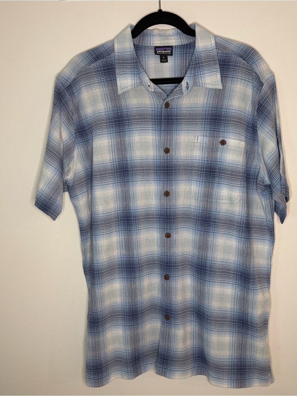 Patagonia Light Blue & White Plaid Short-Sleeve Button-Down, men XL